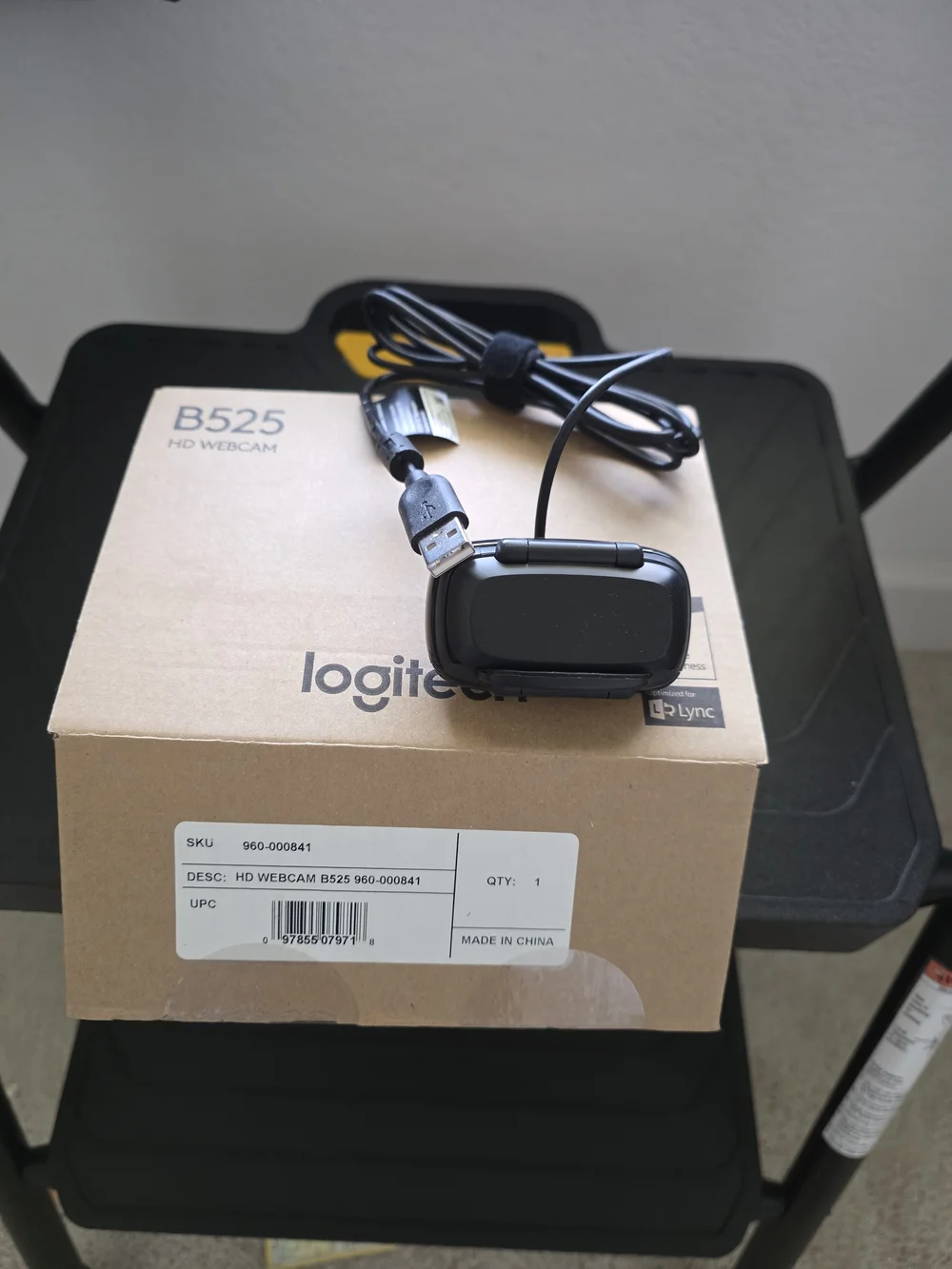 Logitech Black Foldable USB Webcam with Clip